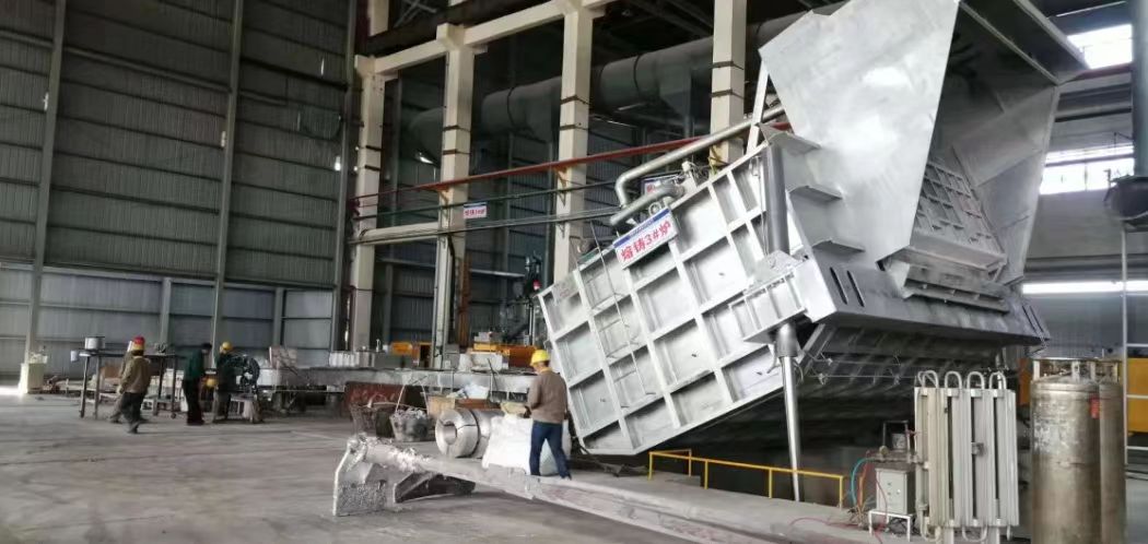 Прямоугольная печь для плавки алюминия